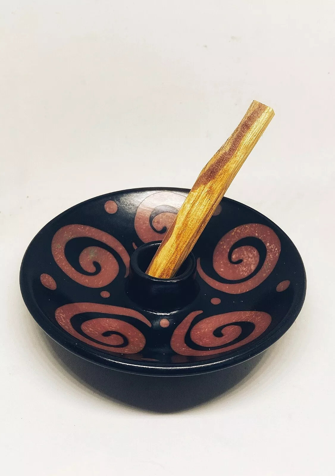 Handgefertigter Palo Santo- und Räucherstäbchenhalter  - Motiv LUFT